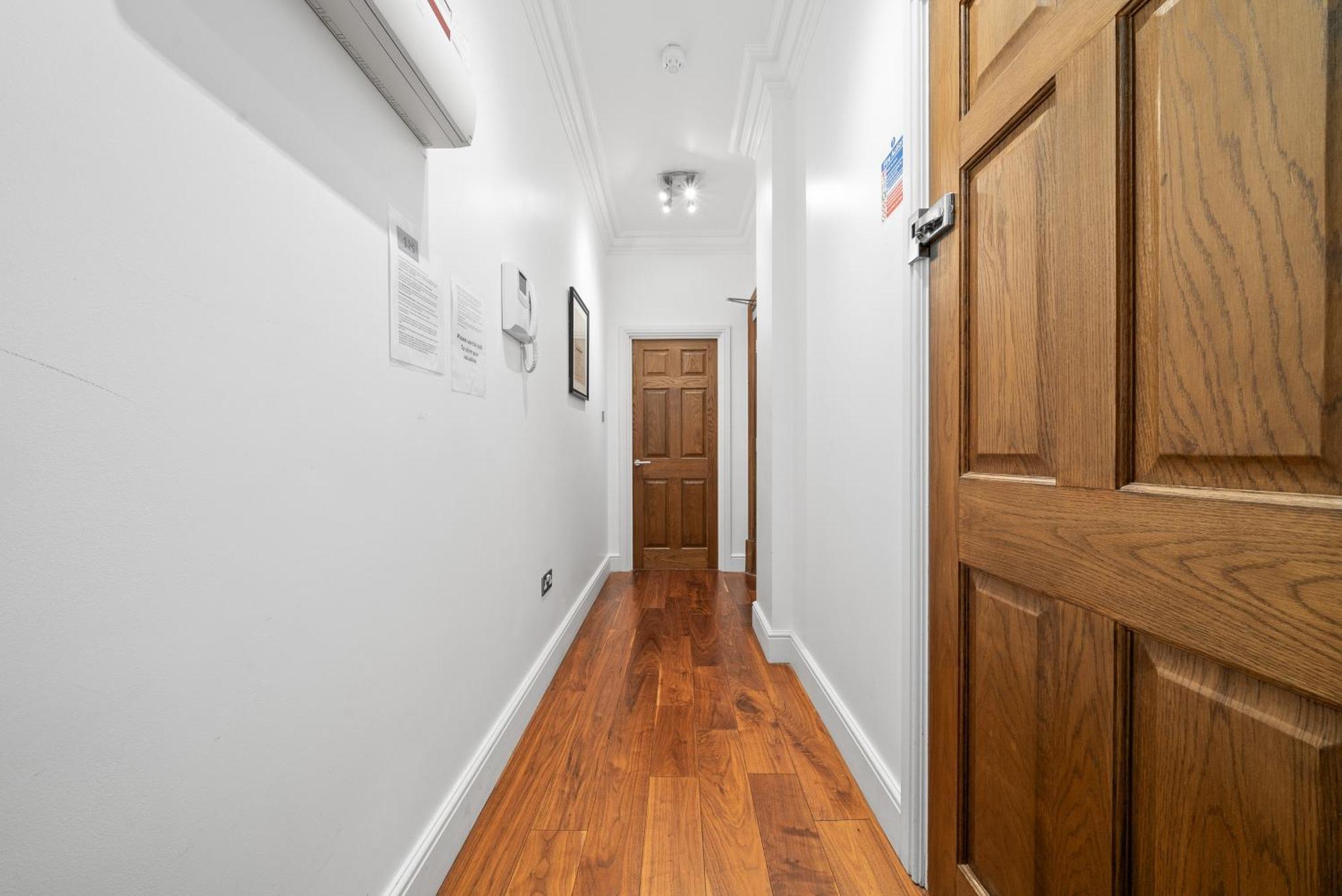 Apartment 1, 48 Bishopsgate By City Living Лондон Экстерьер фото